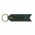 Flat full grain leather keychain eden green in genuine full-grain cowhide with a clean unprinted finish