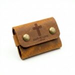 Snap full grain leather card holder jordan brown in genuine full-grain cowhide with a clean unprinted finish