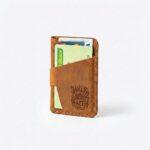 Vertical full grain leather card holder jordan brown in genuine full-grain cowhide with a clean unprinted finish