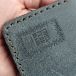 Vertical Full Grain Leather Card Holder – Eden Green — detail 2
